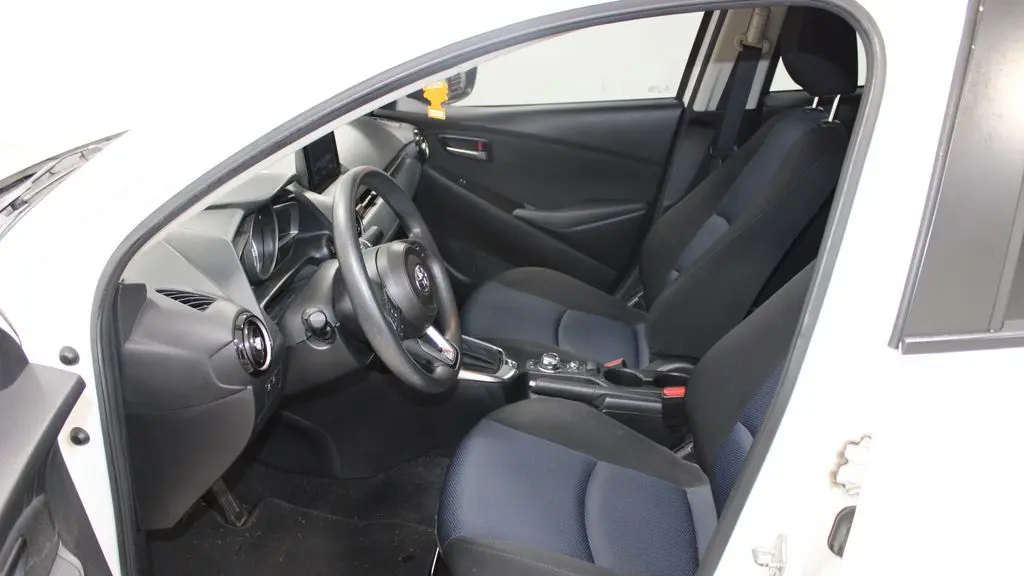 2019 Toyota Yaris L
