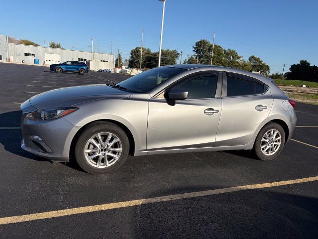 2016 MAZDA MAZDA3 - $11,988