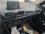 2016 Mazda3 Thumbnail 9
