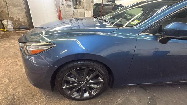 2018 Mazda Mazda3 Touring