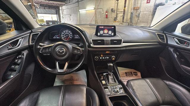 2018 Mazda Mazda3 Touring