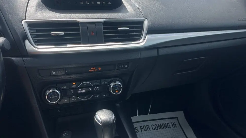 2018 Mazda Mazda3 Touring