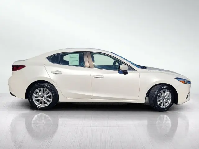 2017 MAZDA MAZDA3 - $14,555