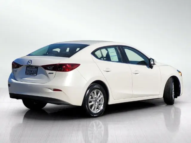 2017 MAZDA MAZDA3 - $14,555
