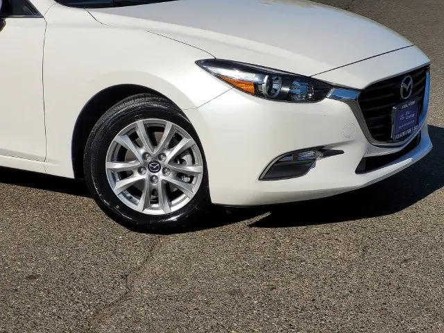 2017 MAZDA MAZDA3 - $14,555