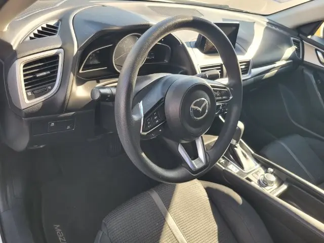 2017 MAZDA MAZDA3 - $14,555
