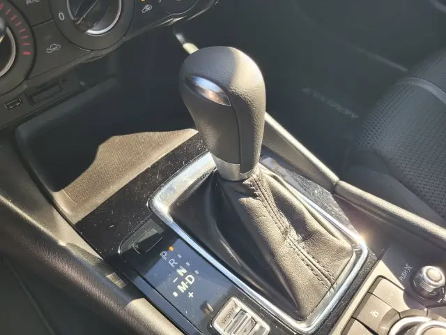2017 MAZDA MAZDA3 - $14,555