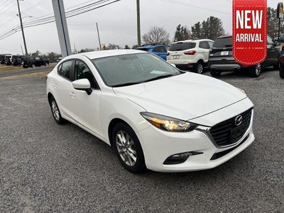 2017 Mazda MAZDA3 Sport 4DR Sedan 6M