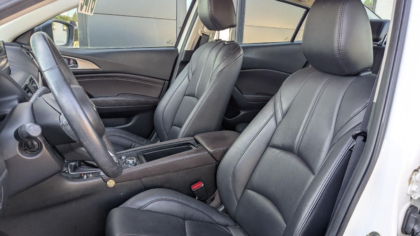 2018 Mazda Mazda3 Touring