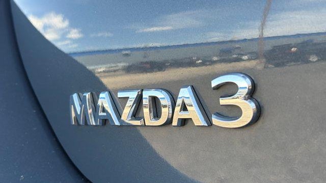 2023 Mazda Mazda3 Sedan 2.5 S Carbon Edition