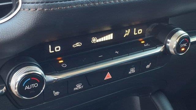 2023 Mazda Mazda3 Sedan 2.5 S Carbon Edition