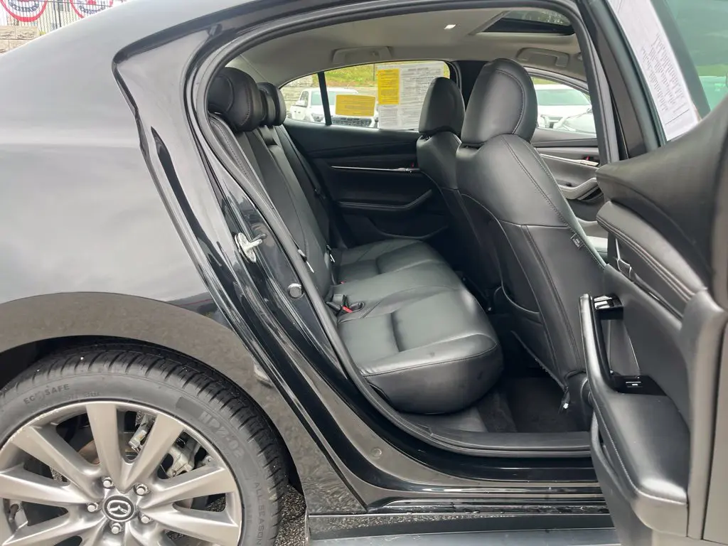 2024 MAZDA MAZDA3 - $19,799