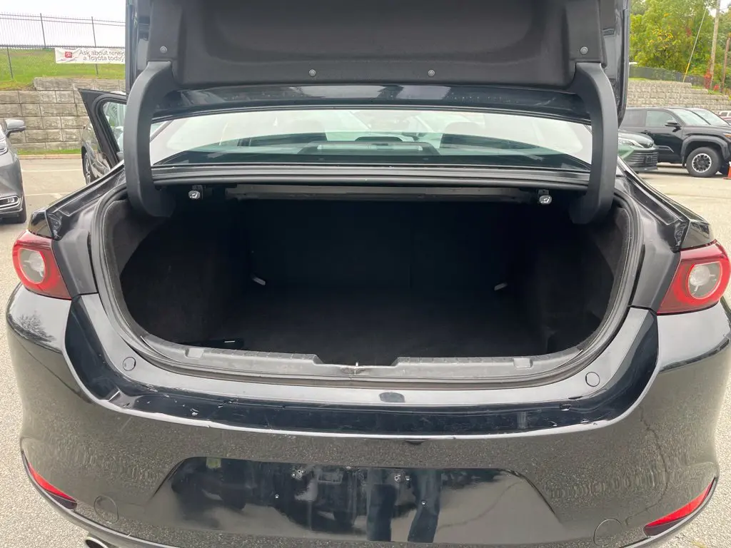 2024 MAZDA MAZDA3 - $19,799