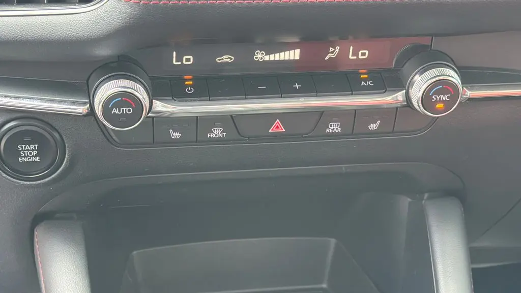 2023 Mazda Mazda3 Sedan 2.5 S Carbon Edition