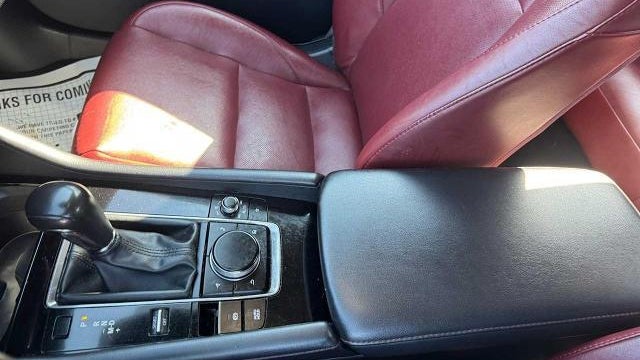 2024 Mazda Mazda3 Sedan 2.5 S Carbon Edition