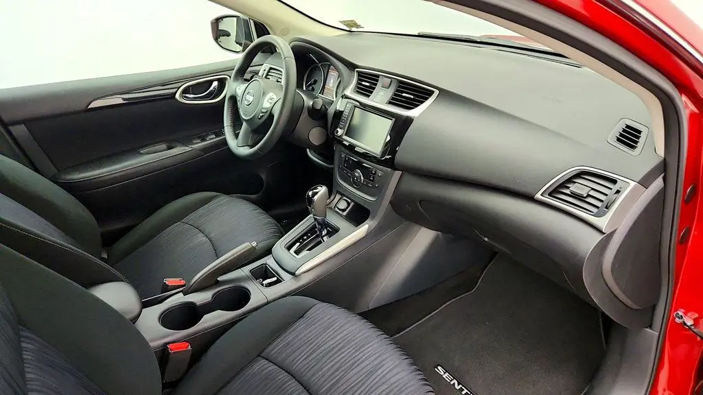 2019 Nissan Sentra - $14,495