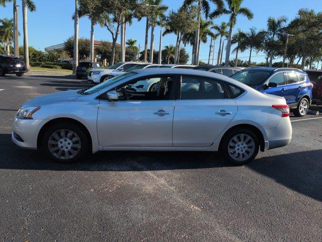2015 Nissan Sentra - $8,998