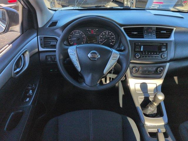 2015 Nissan Sentra - $8,998