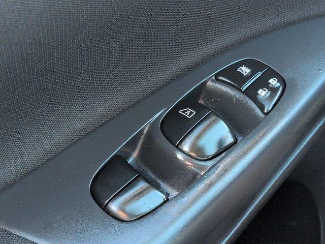 2015 Nissan Sentra - $8,998