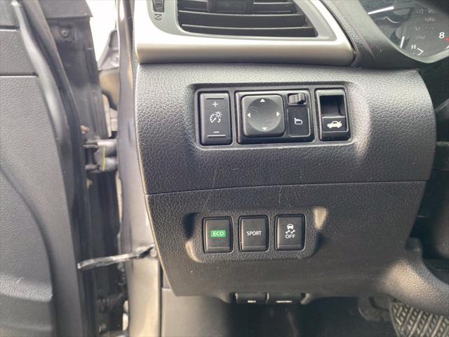 2017 Nissan Sentra - $9,250