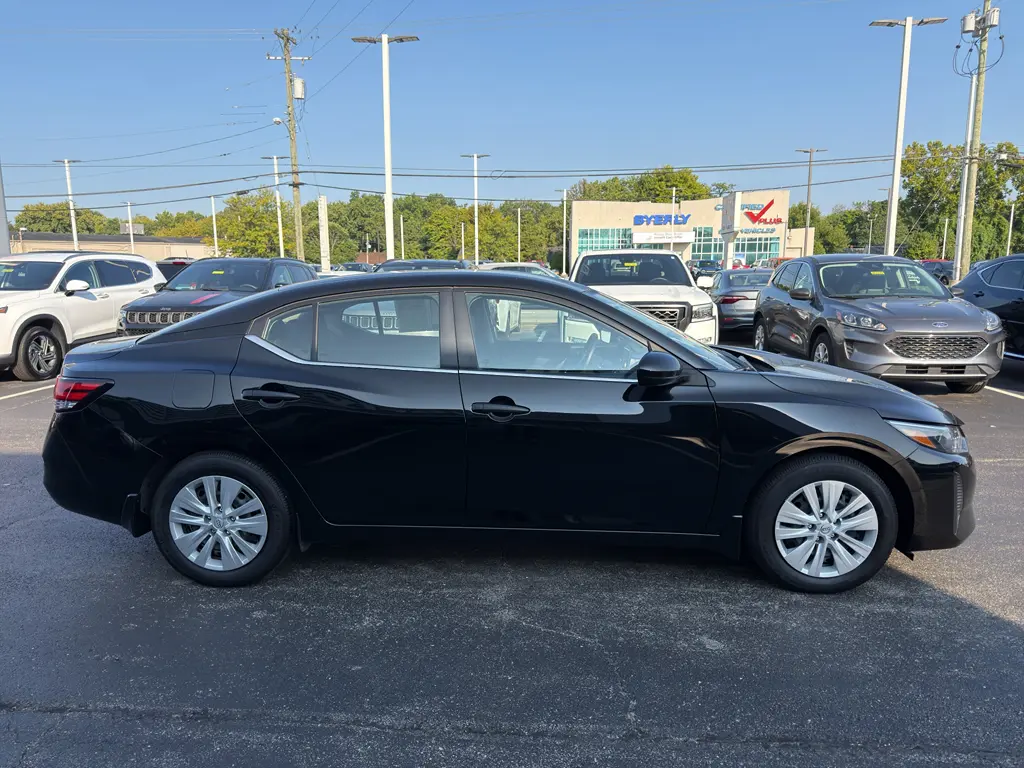 2025 Nissan Sentra - $19,450