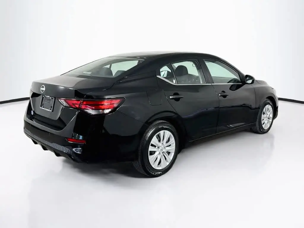 2025 Nissan Sentra - $17,625