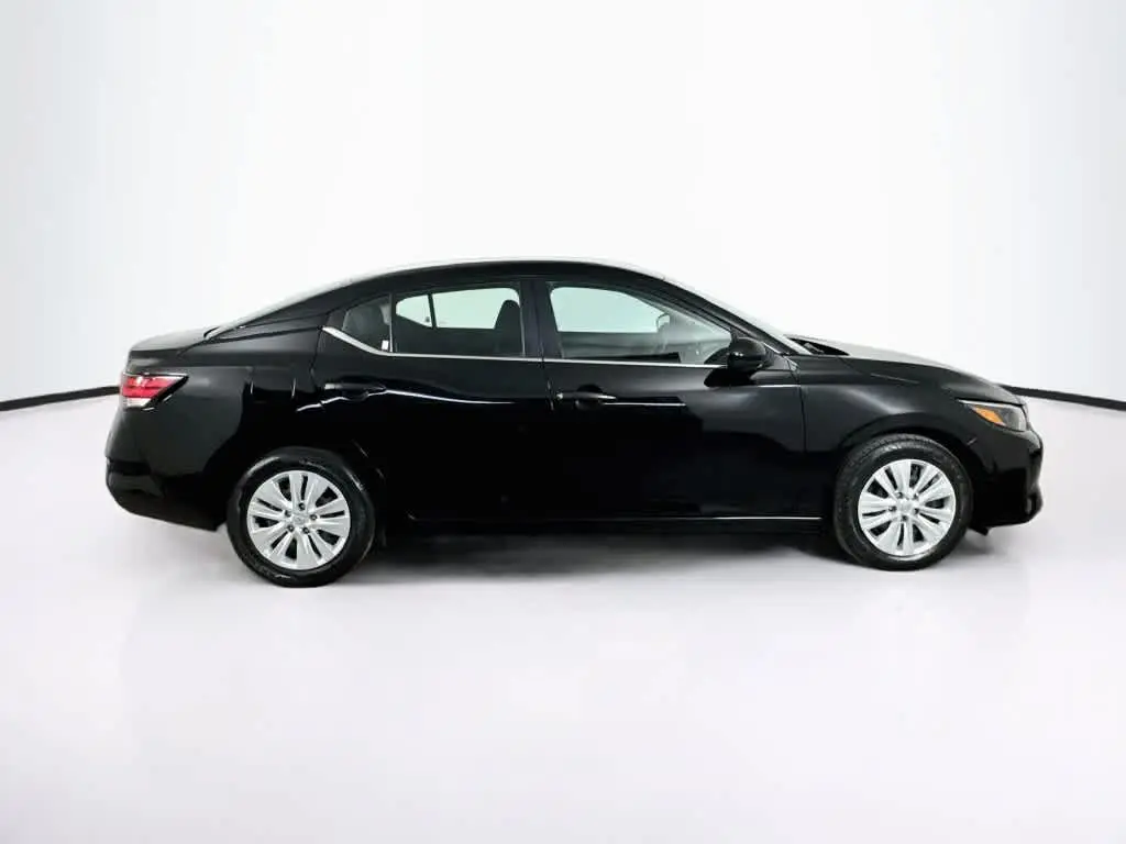 2025 Nissan Sentra - $17,625