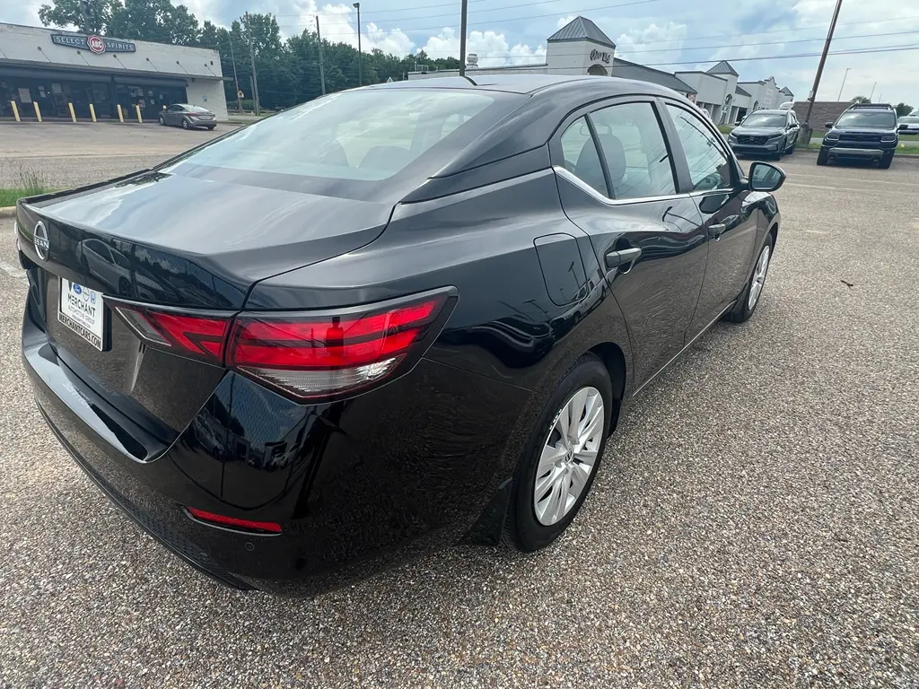 2025 Nissan Sentra - $24,085