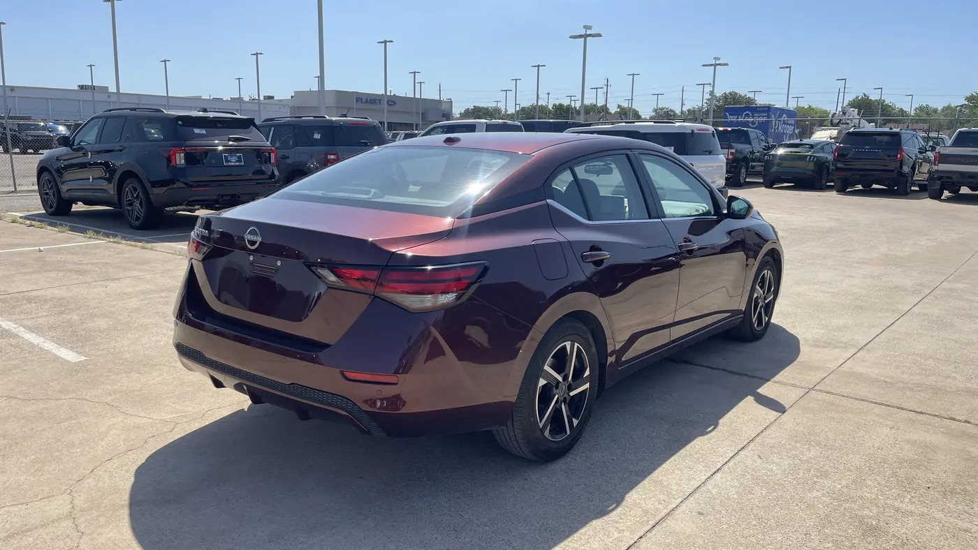 2025 Nissan Sentra SV