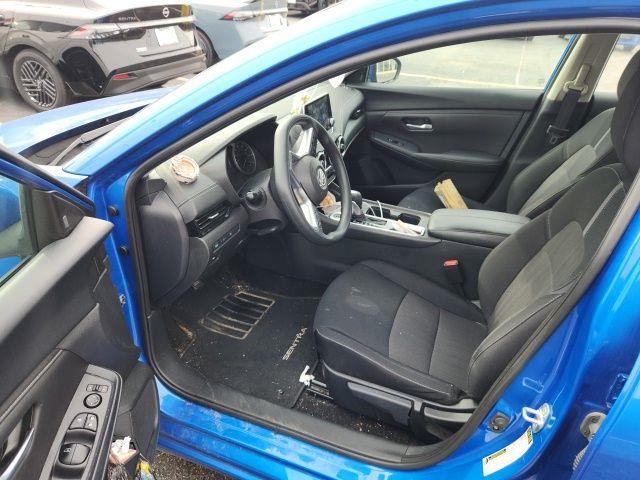 2024 Nissan Sentra SV — photo 1 of 7