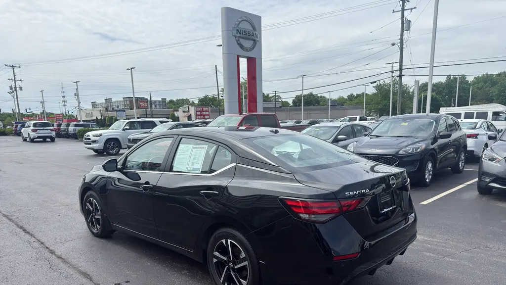 2025 Nissan Sentra SV