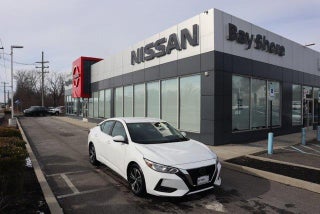 2022 Nissan Sentra with Fresh Powder Exterior