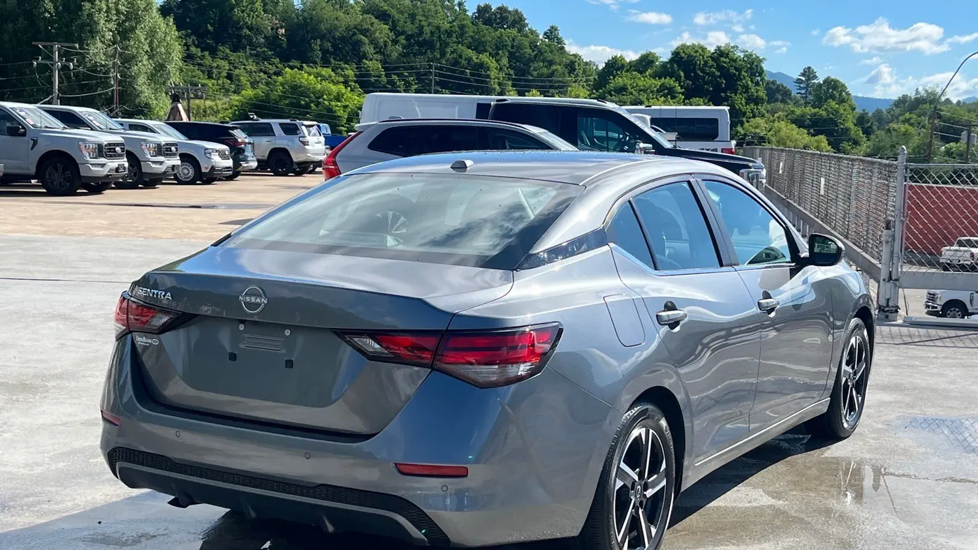 2025 Nissan Sentra SV