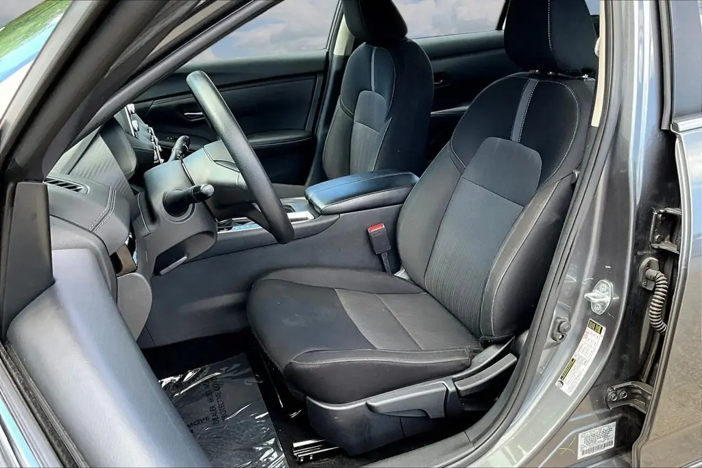 2025 Nissan Sentra - $19,500