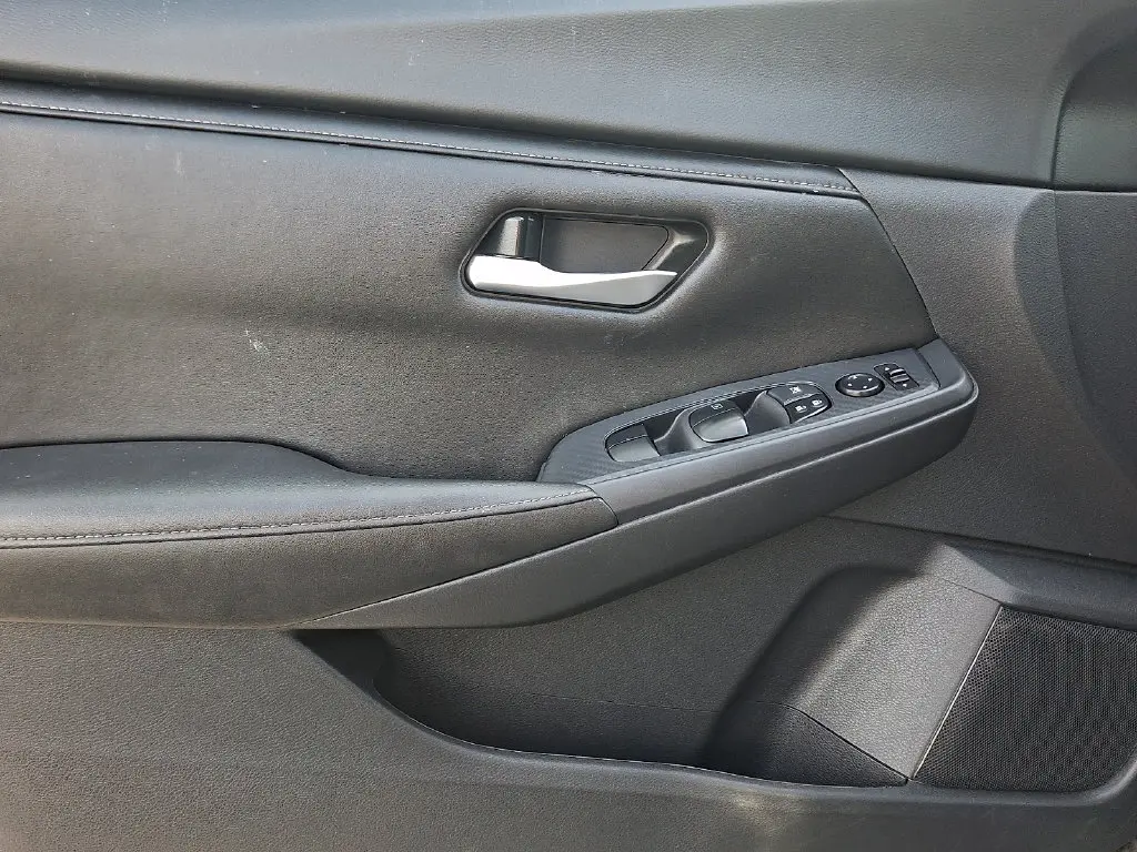 2024 Nissan Sentra - $17,200