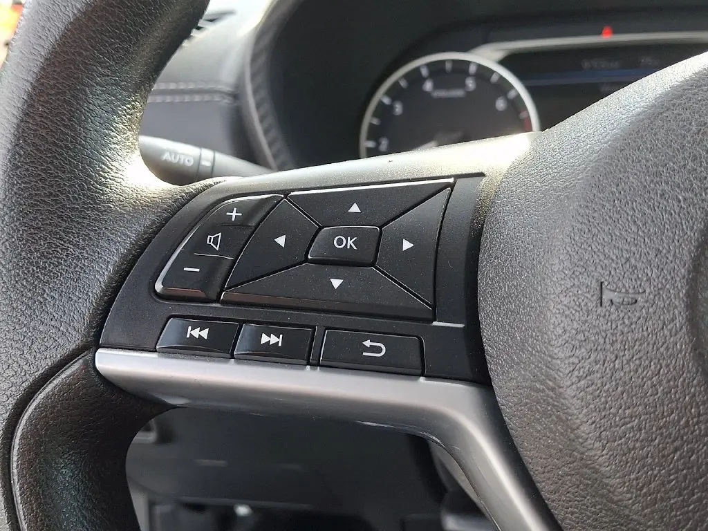 2024 Nissan Sentra - $17,200