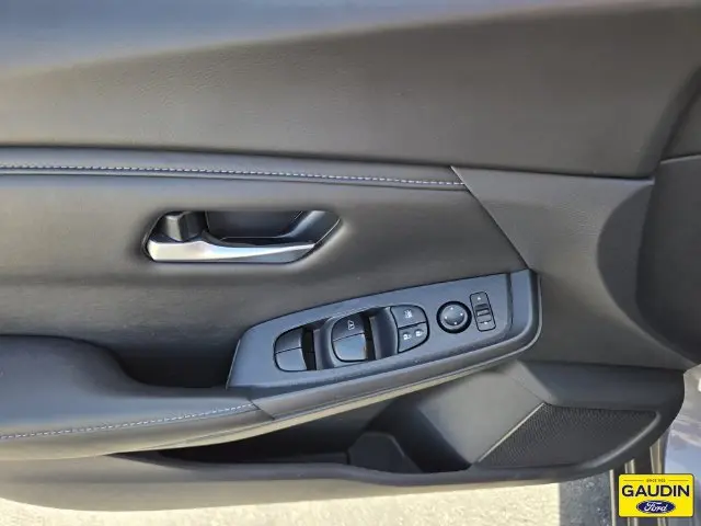 2025 Nissan Sentra - $16,900