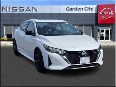 2025 Nissan Sentra SR 4DR Sedan