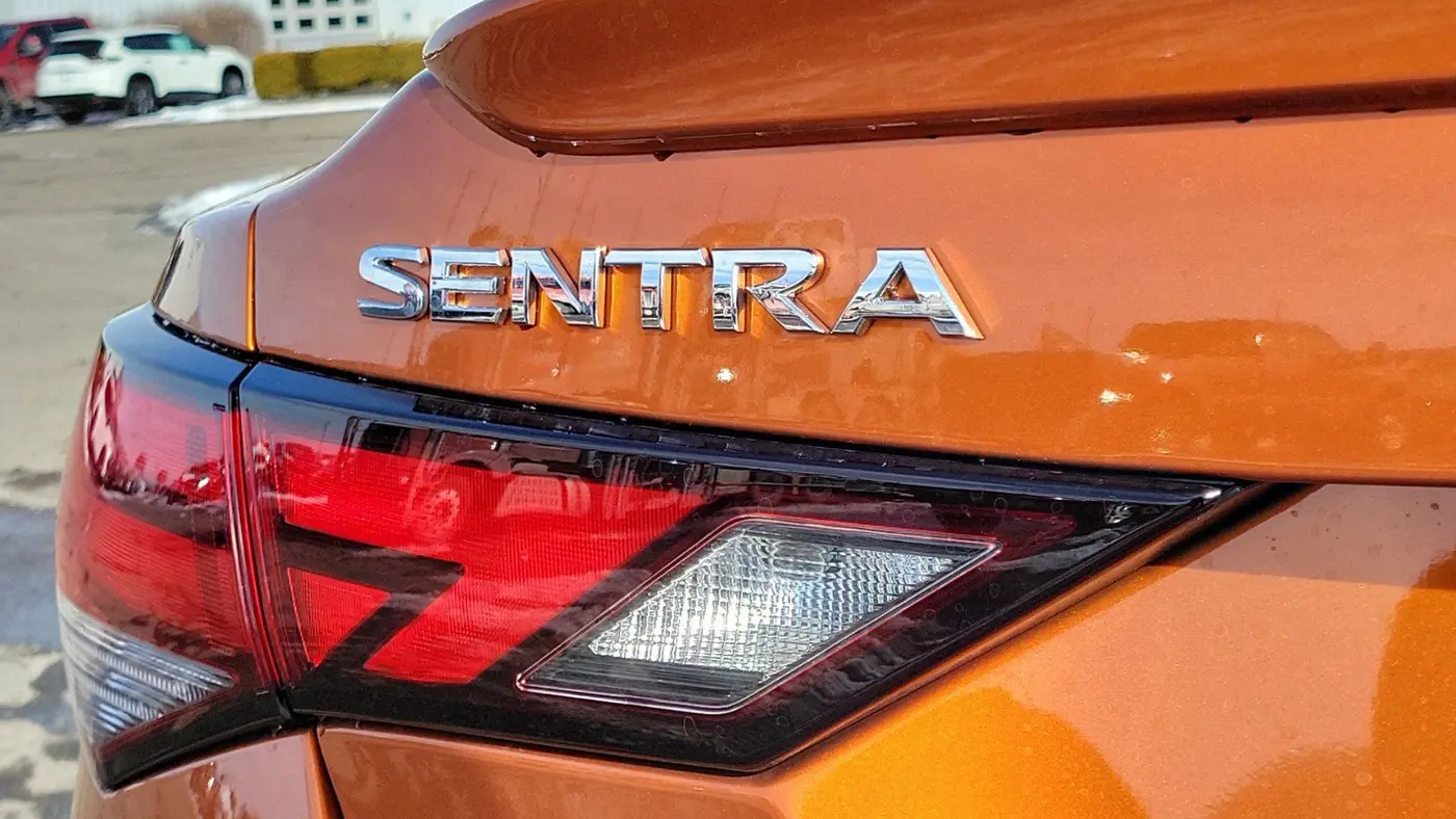 2025 Nissan Sentra SR