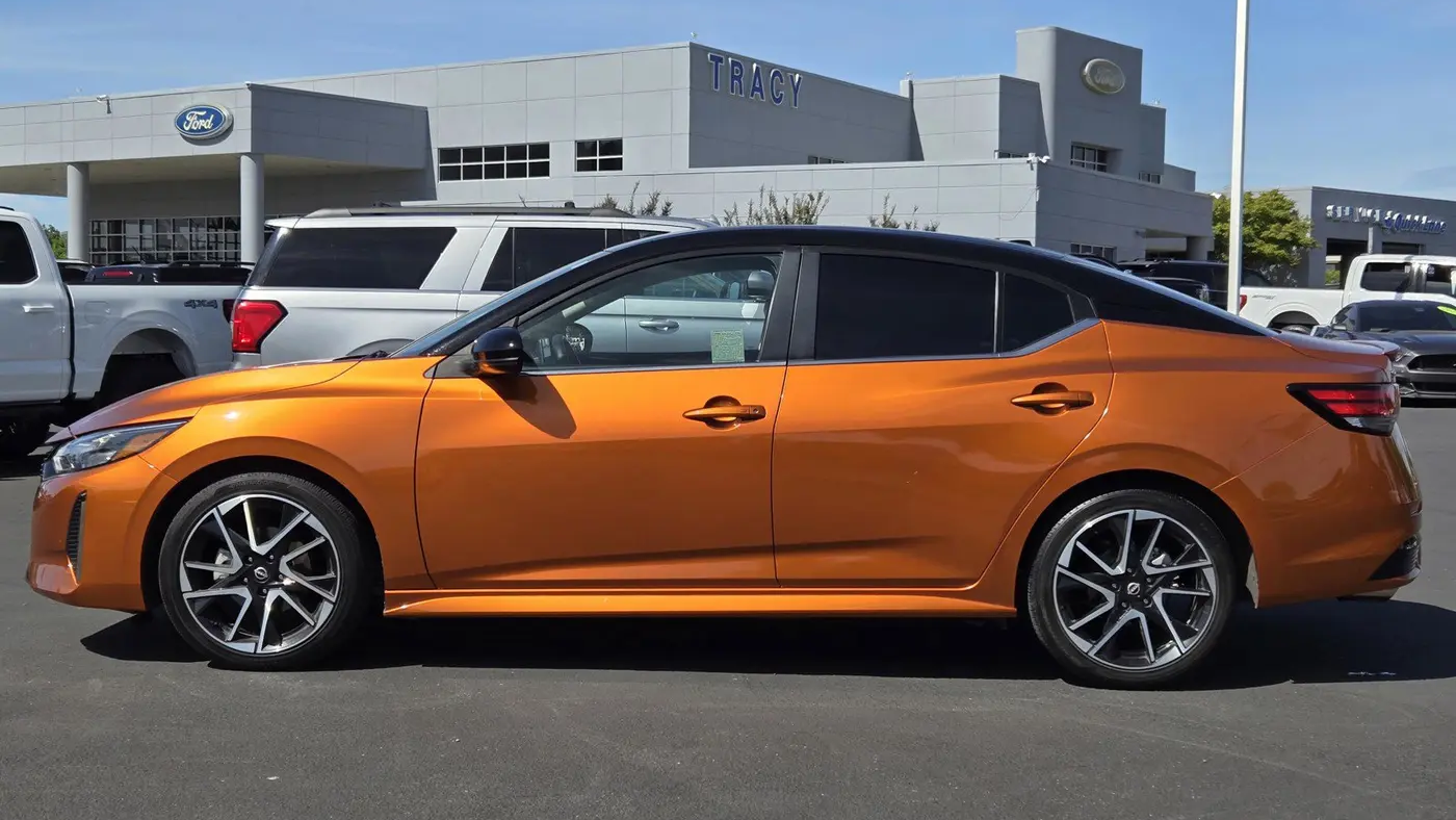 2024 Nissan Sentra SR