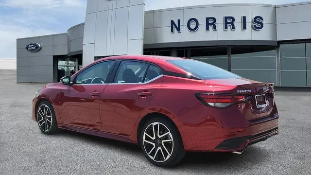 2025 Nissan Sentra SR