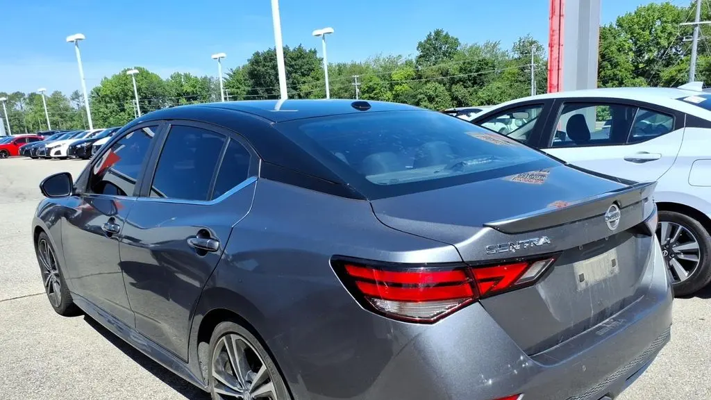 2021 Nissan Sentra SR
