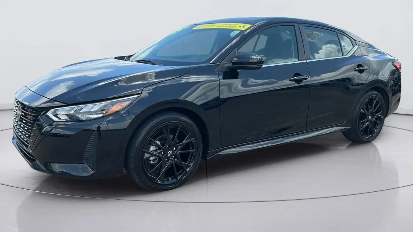 2025 Nissan Sentra SR