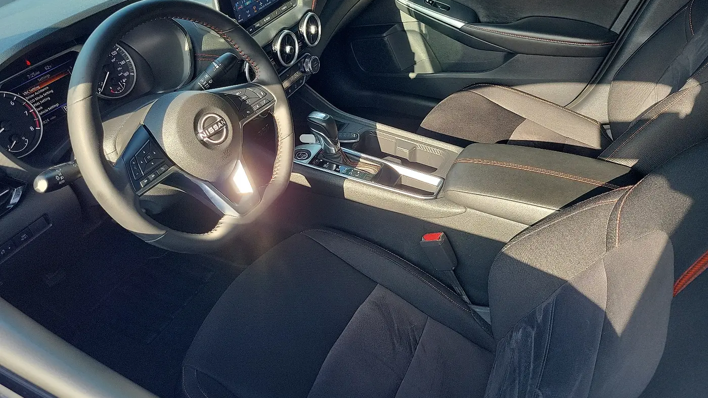 2025 Nissan Sentra SR