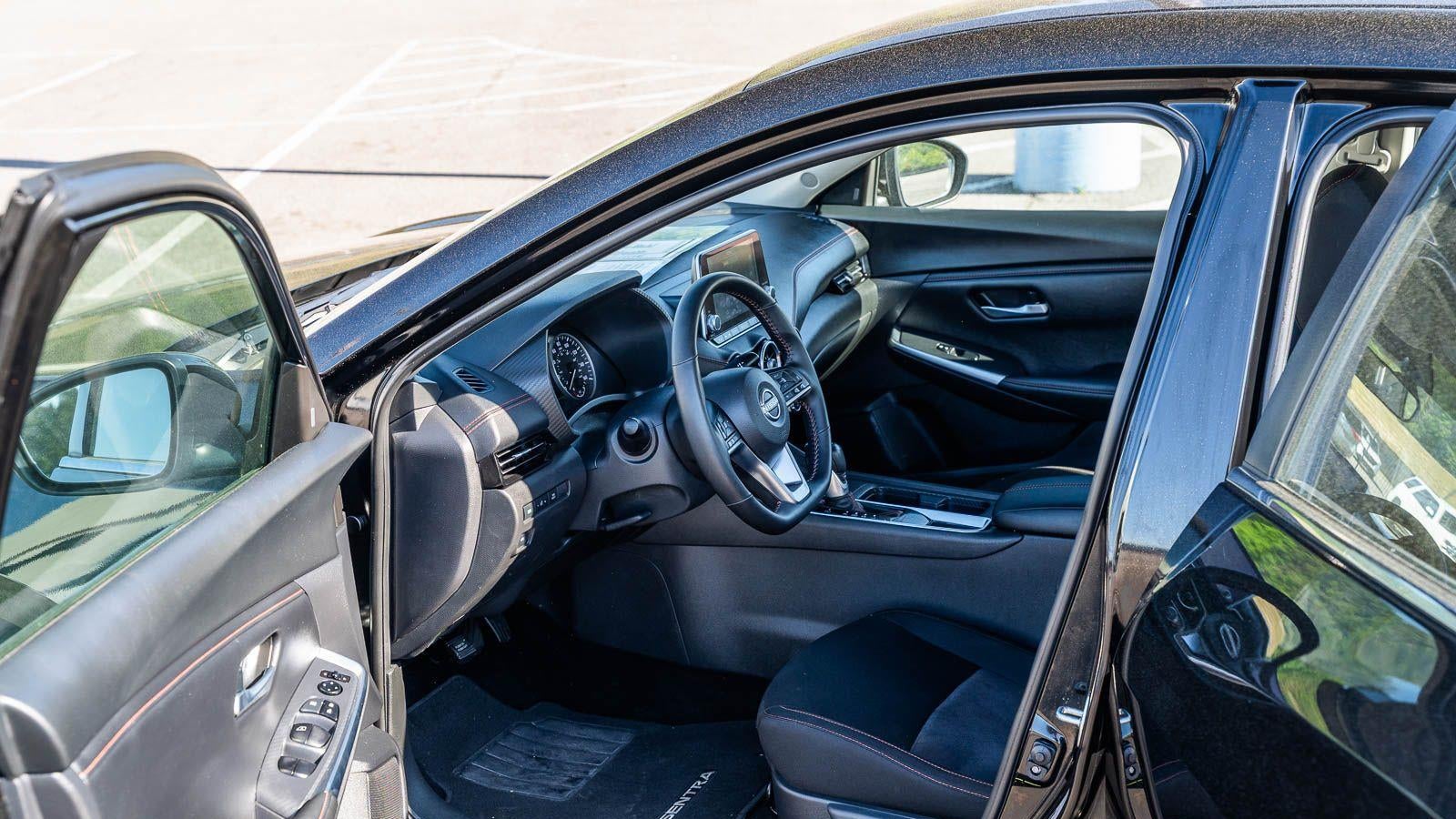 2025 Nissan Sentra SR