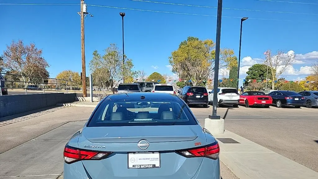 2025 Nissan Sentra SR