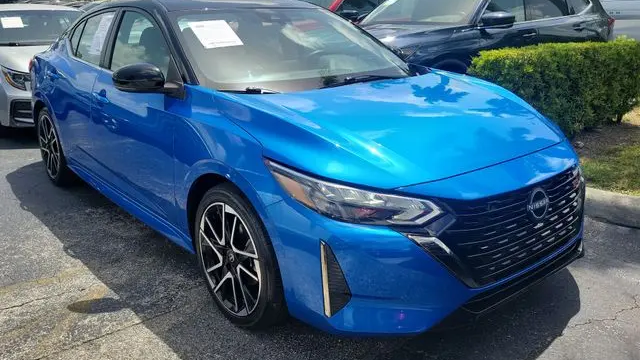 2025 Nissan Sentra SR