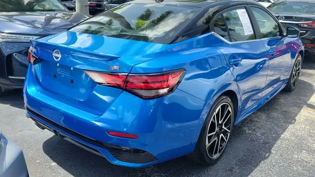 2025 Nissan Sentra SR