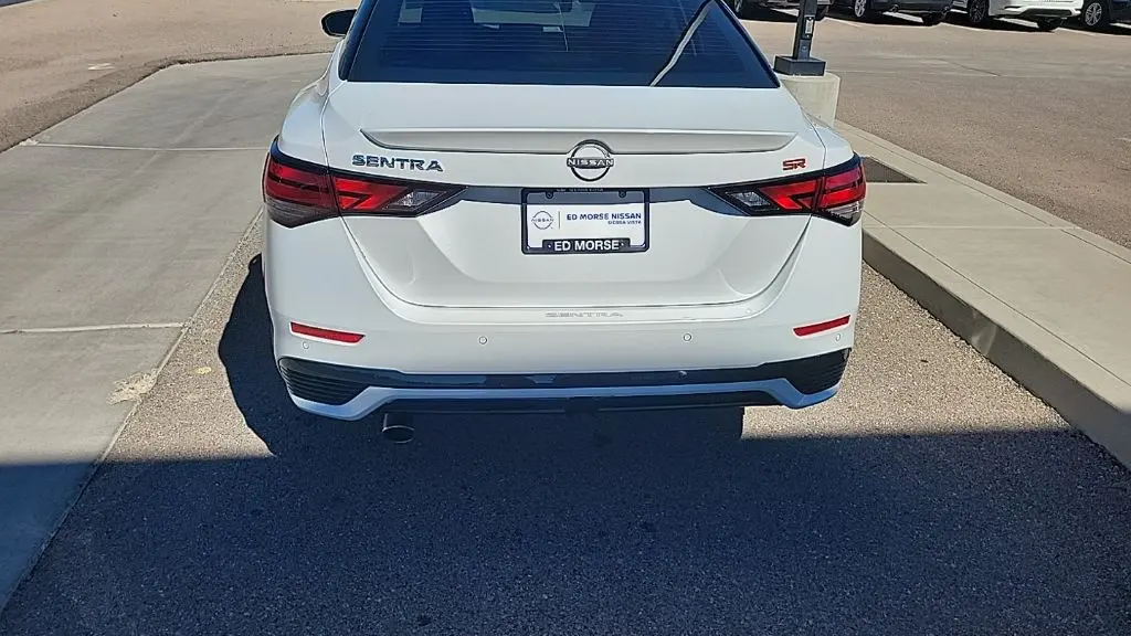2025 Nissan Sentra SR