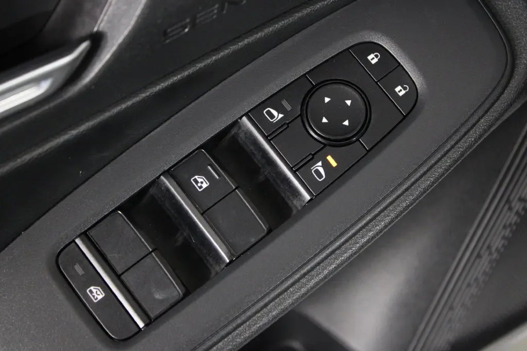 2026 Nissan Sentra - $18,987